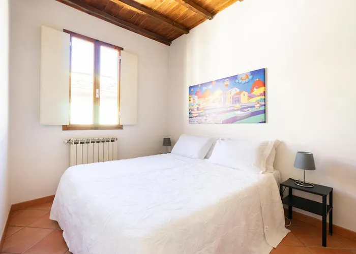 Apartment Faenza 91 Florence